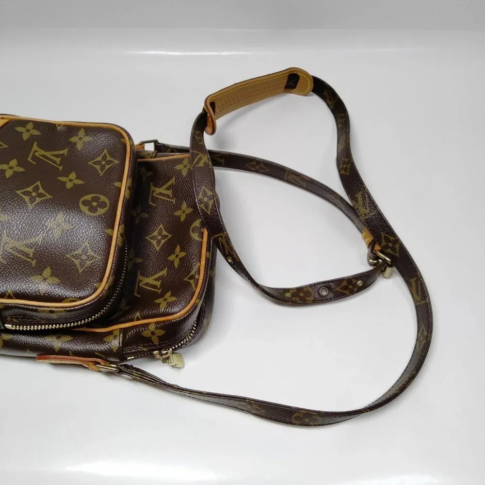 Authentic Louis Vuitton Amazon Brown Monogram Crossbody Bag mn594-021426 - Picture 7 of 16